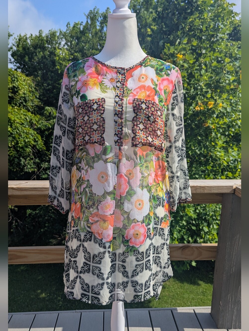 Olive Hill Sheer Floral Tunic Size Small